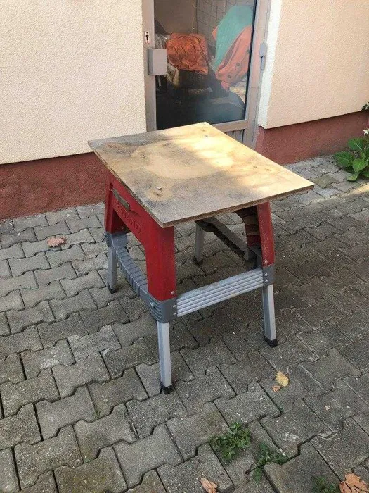 stand-circular-universal